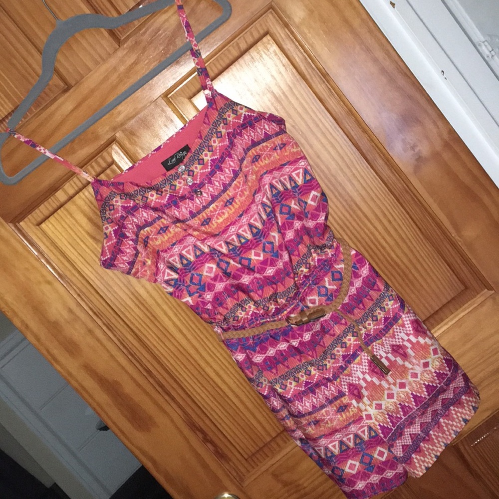 💥2 for $20💥 Aztec Print Romper w/ belt - Picture 4 of 5